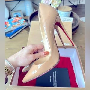 Luxury Heels| Nude Christian Louboutins 38.5 EXCELLENT CONDITION